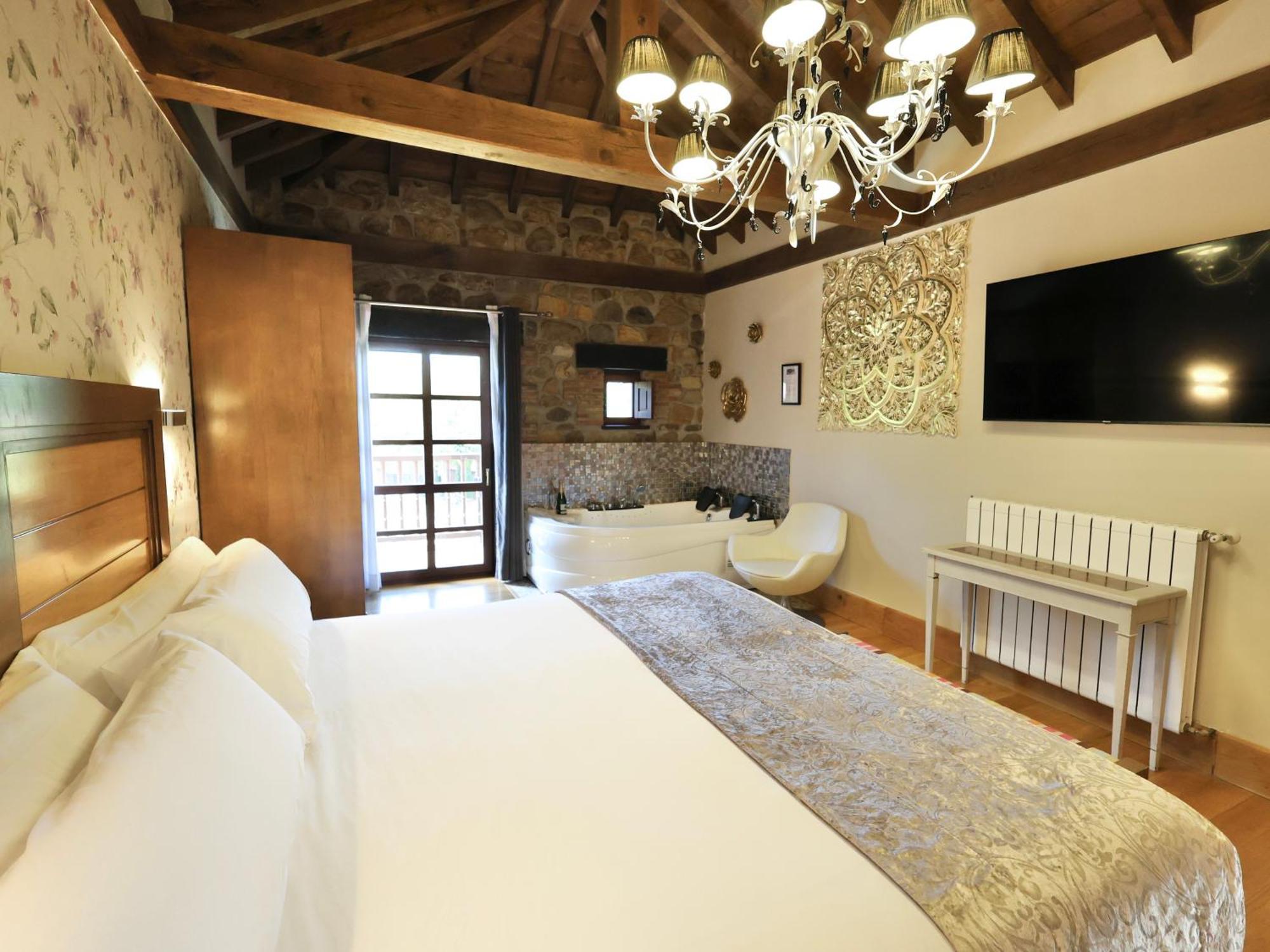 Akla Hotel Suites Valles Pasiegos Saro Экстерьер фото